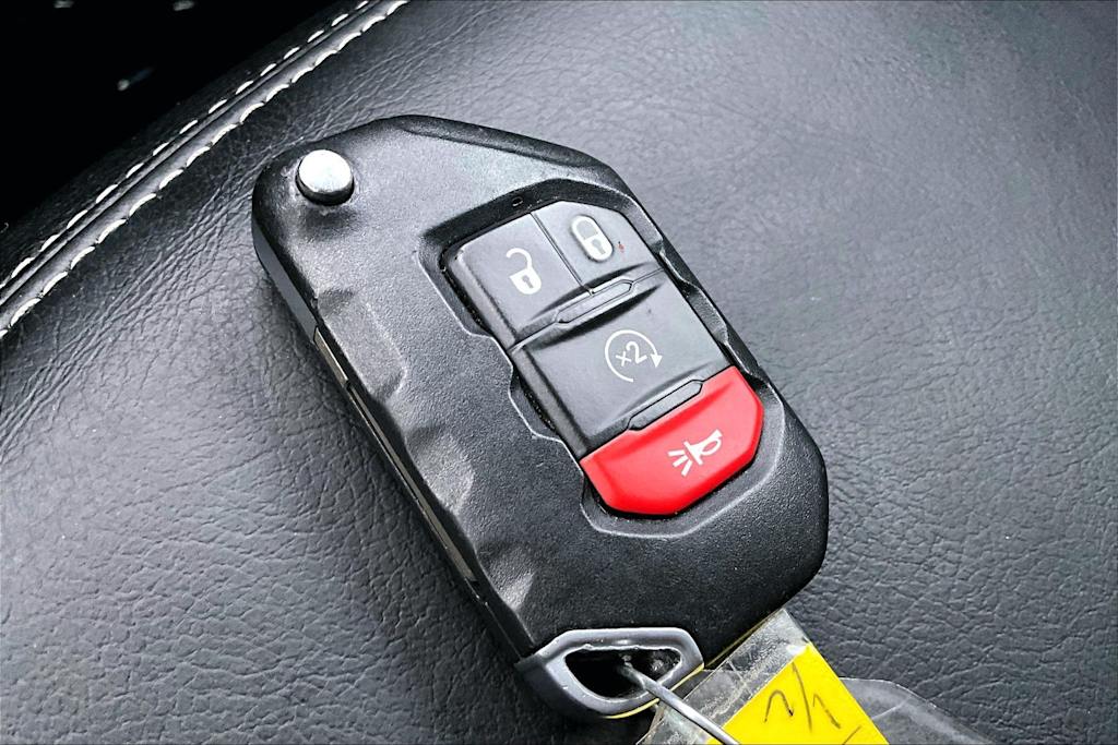 Thumbnail: 2021 Jeep Wrangler - 19