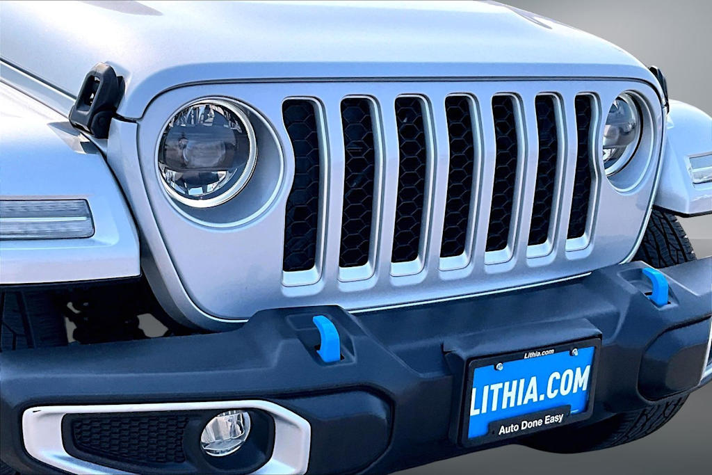 Thumbnail: 2023 Jeep Wrangler - 33