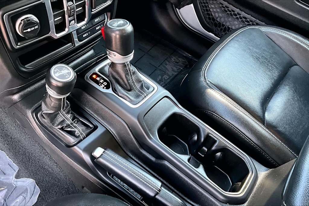 Thumbnail: 2023 Jeep Wrangler - 16