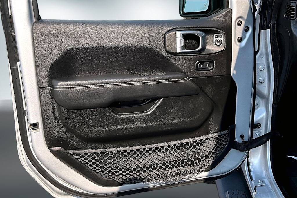 Thumbnail: 2023 Jeep Wrangler - 27