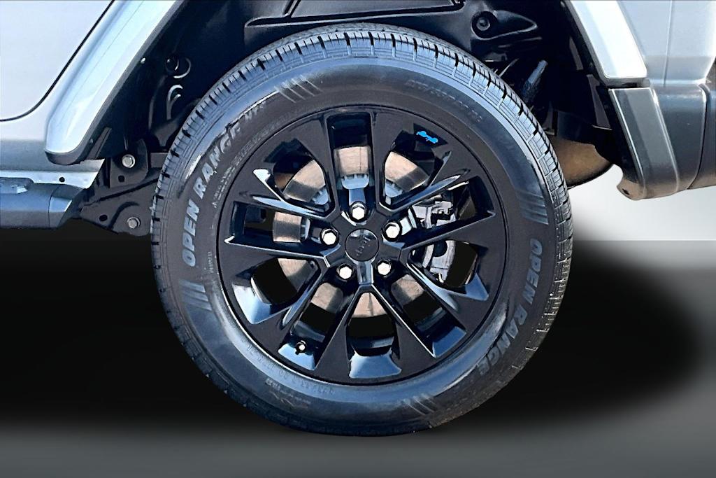 Thumbnail: 2023 Jeep Wrangler - 34