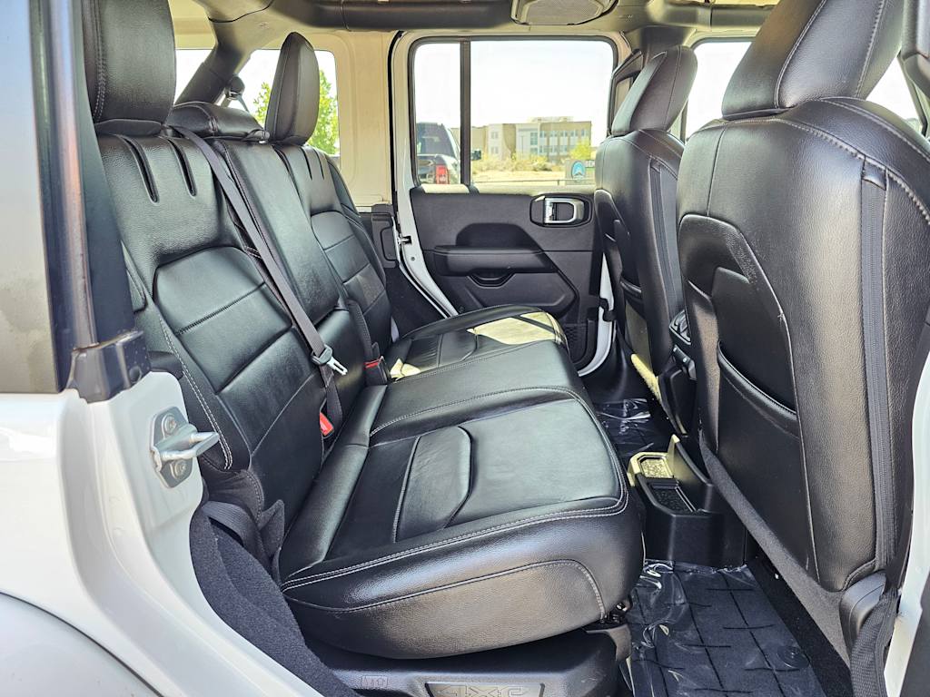 2023 Jeep Wrangler Unlimited Sahara 4xe 22