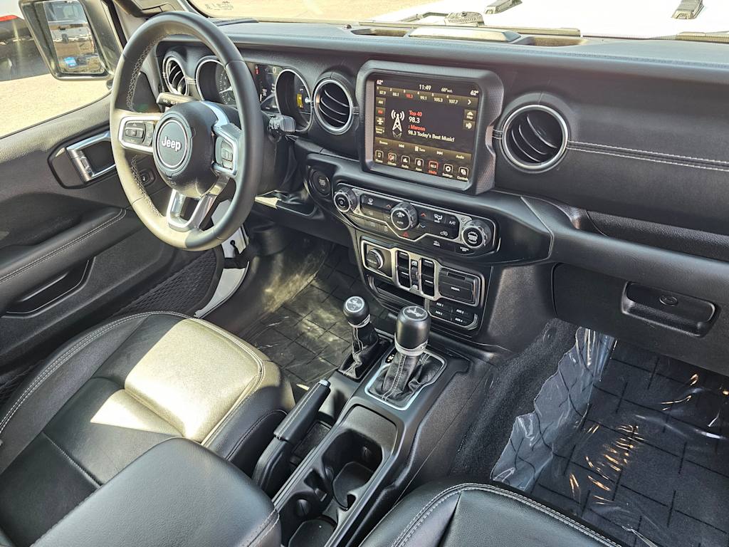 2023 Jeep Wrangler Unlimited Sahara 4xe 13