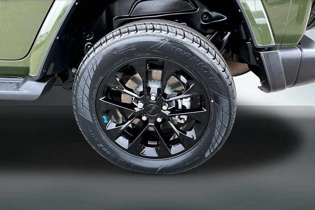 Thumbnail: 2023 Jeep Wrangler - 35
