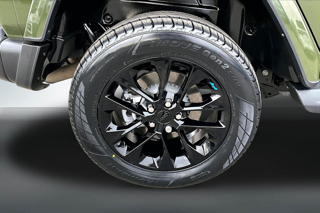 Thumbnail: 2023 Jeep Wrangler - 36