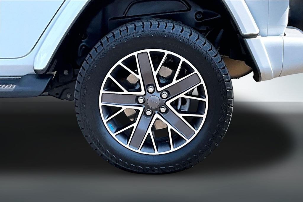 Thumbnail: 2022 Jeep Wrangler - 34