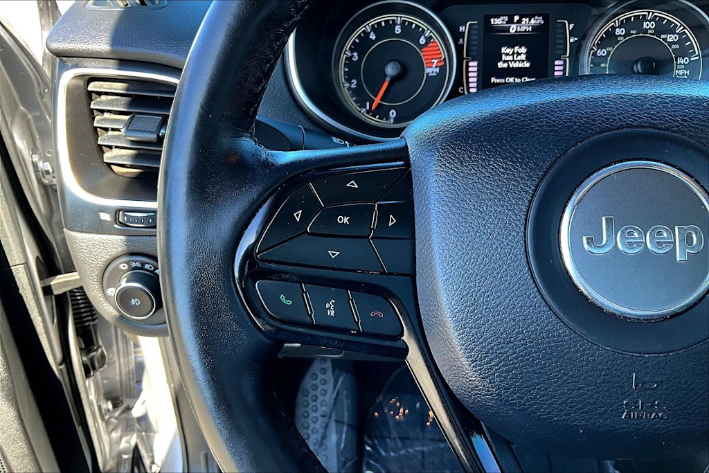 Thumbnail: 2021 Jeep Cherokee - 24