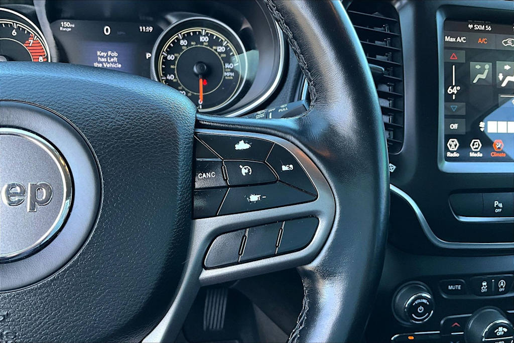 Thumbnail: 2021 Jeep Cherokee - 25