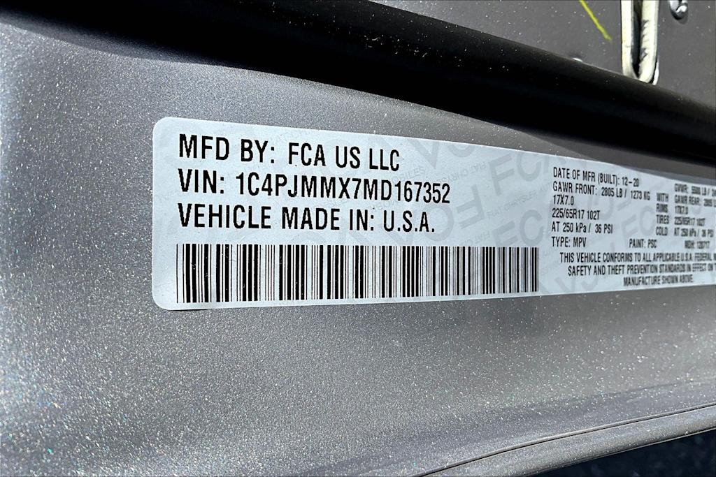 Thumbnail: 2021 Jeep Cherokee - 20