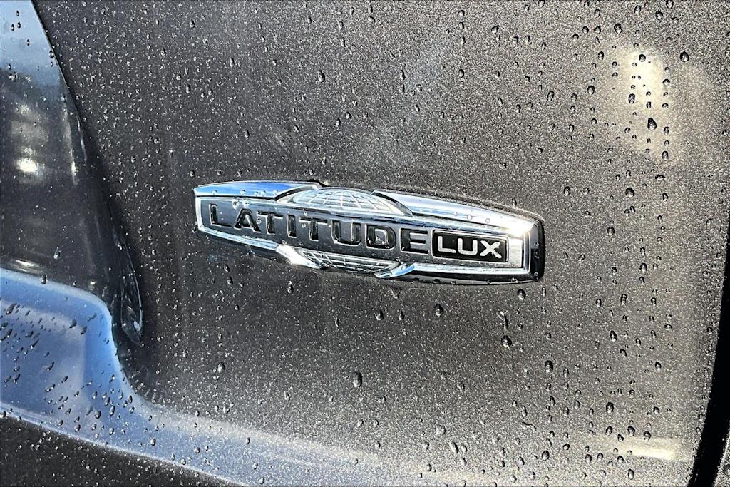 Thumbnail: 2021 Jeep Cherokee - 7