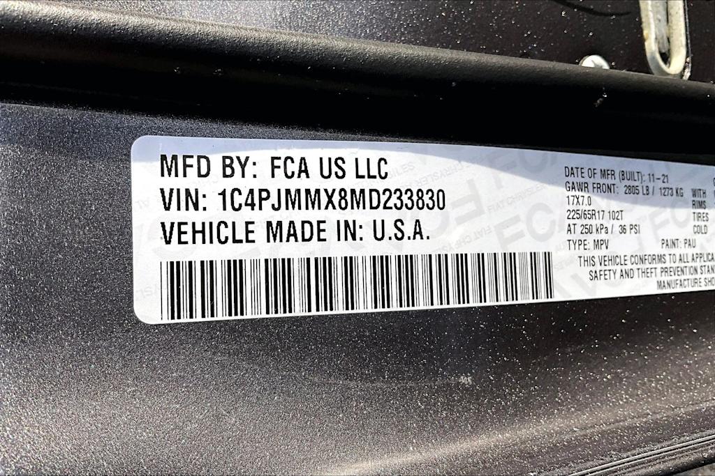 Thumbnail: 2021 Jeep Cherokee - 20