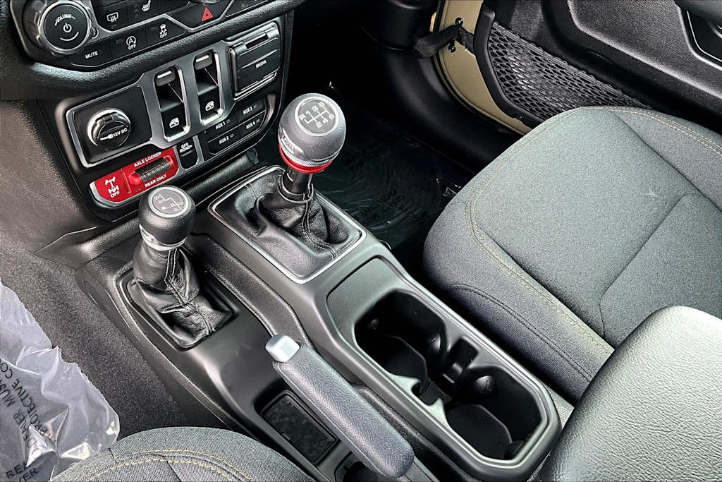 Thumbnail: 2026 Jeep Wrangler - 16