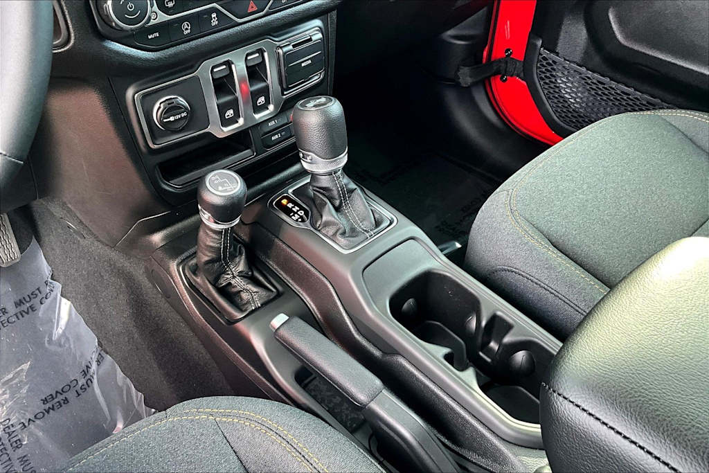 Thumbnail: 2026 Jeep Wrangler - 16