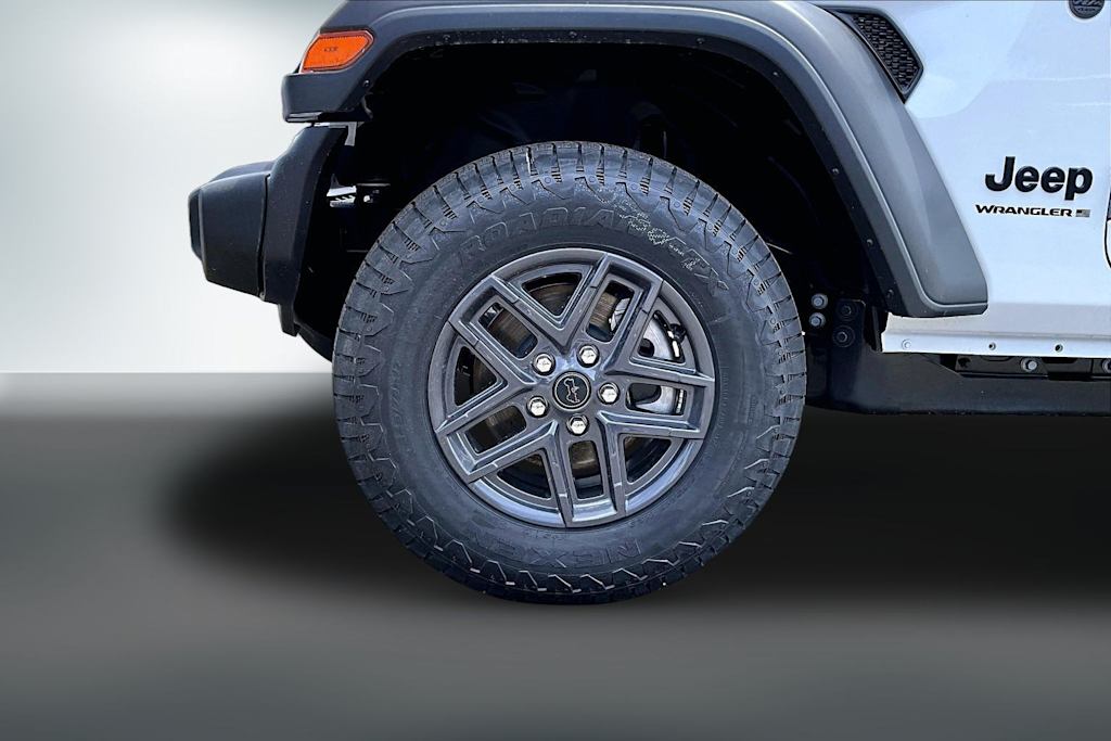 Thumbnail: 2026 Jeep Wrangler - 7