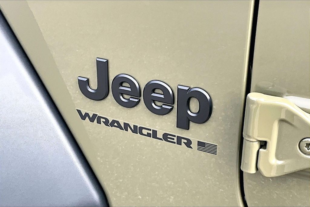 Thumbnail: 2026 Jeep Wrangler - 7