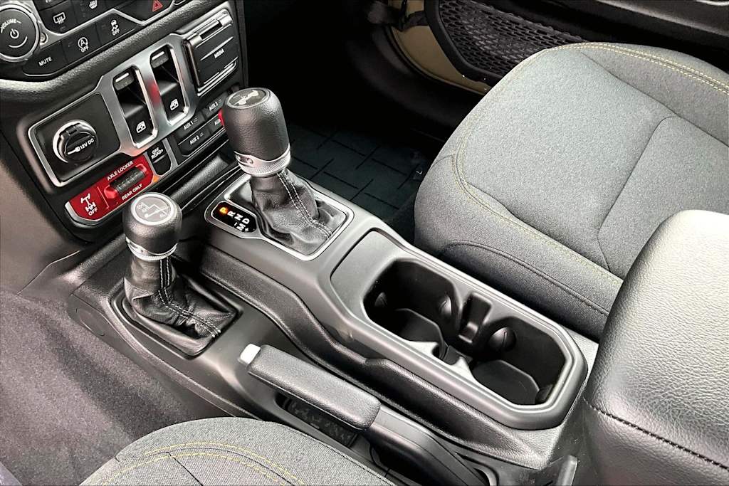 Thumbnail: 2026 Jeep Wrangler - 16