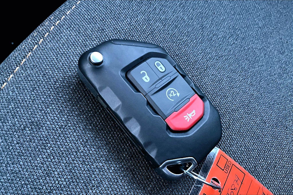 Thumbnail: 2026 Jeep Wrangler - 18