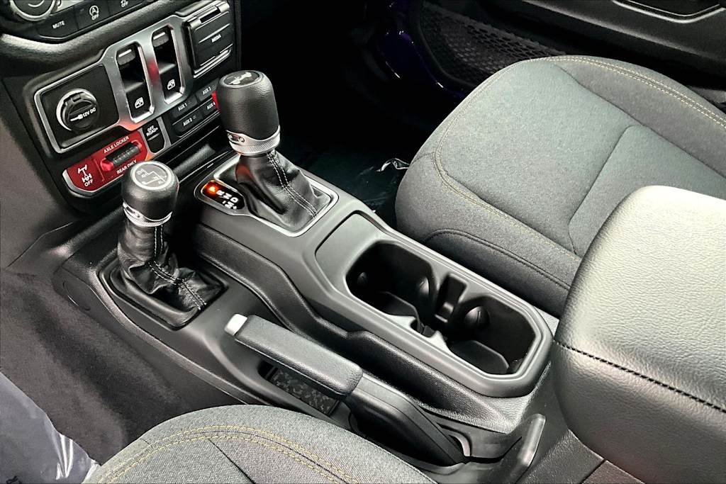 Thumbnail: 2026 Jeep Wrangler - 15