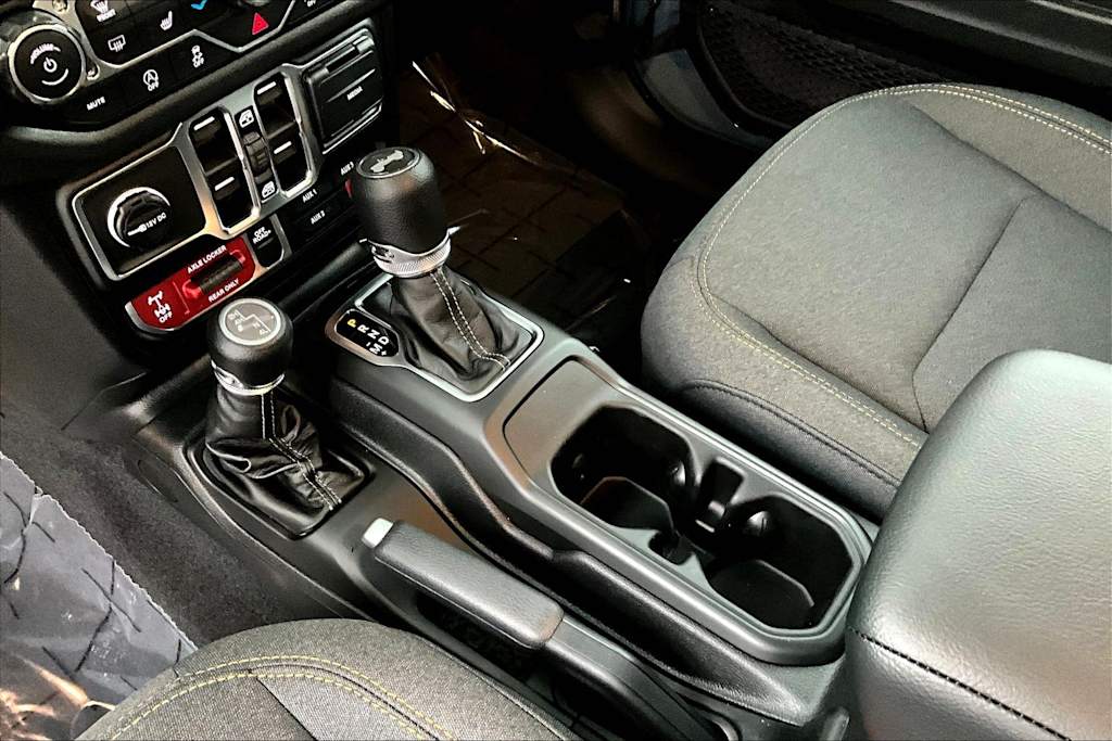 Thumbnail: 2026 Jeep Wrangler - 16