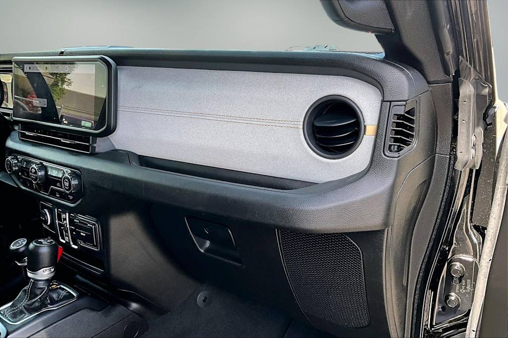 Thumbnail: 2024 Jeep Wrangler - 23