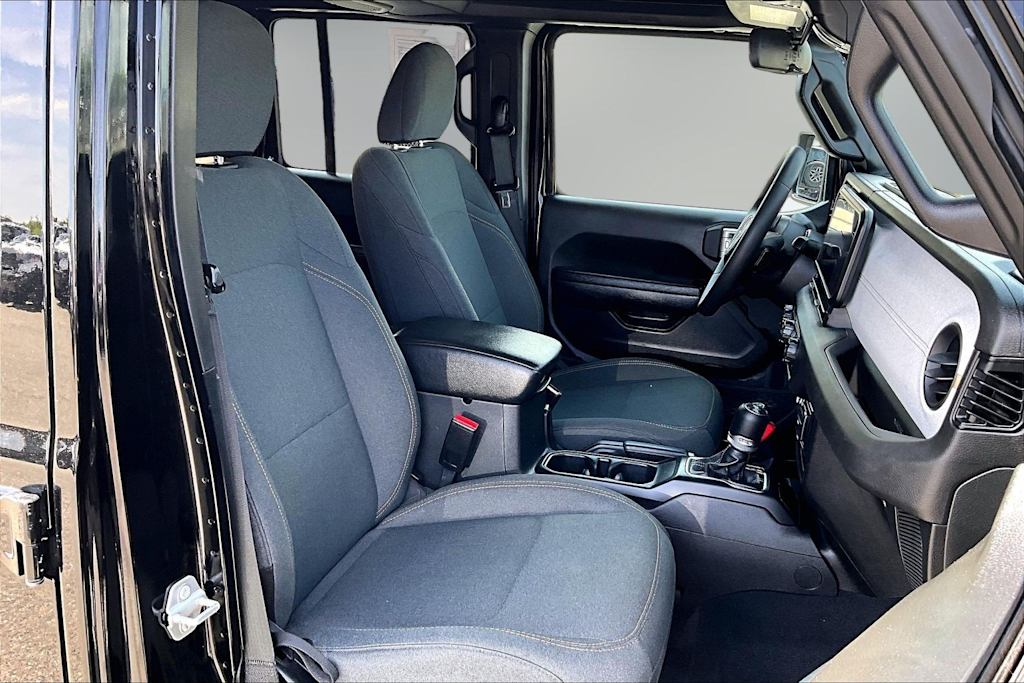 Thumbnail: 2024 Jeep Wrangler - 20