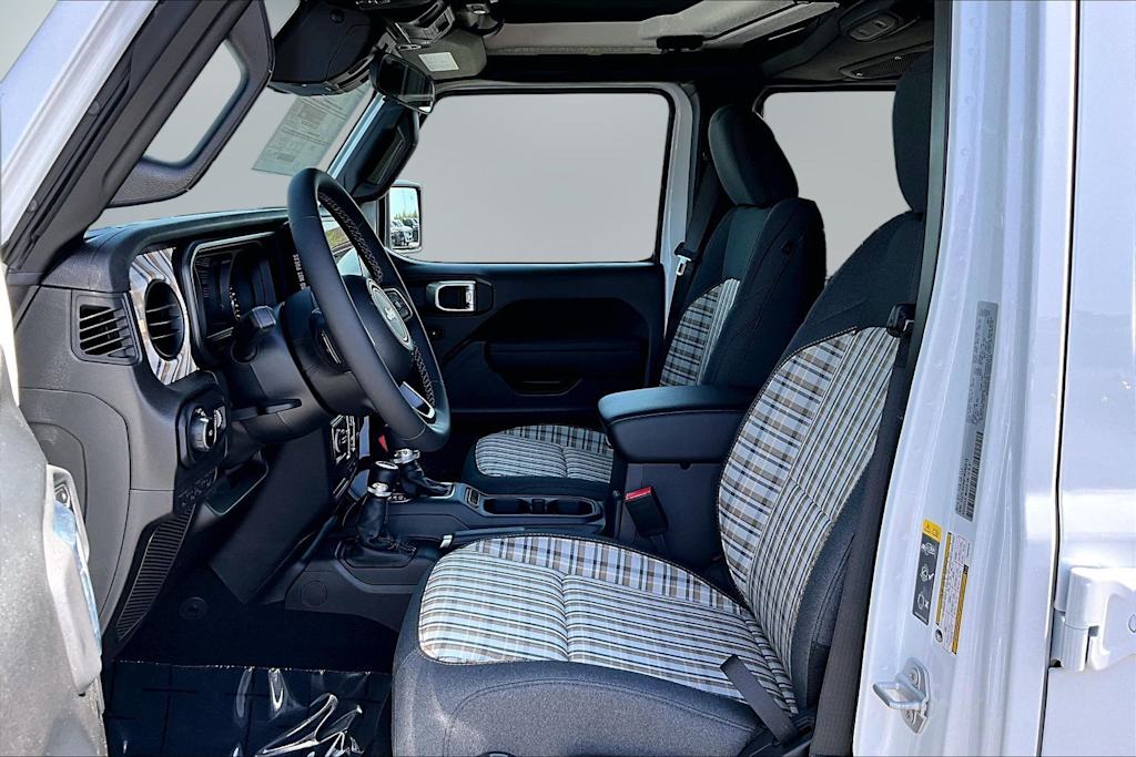 Thumbnail: 2026 Jeep Wrangler - 10
