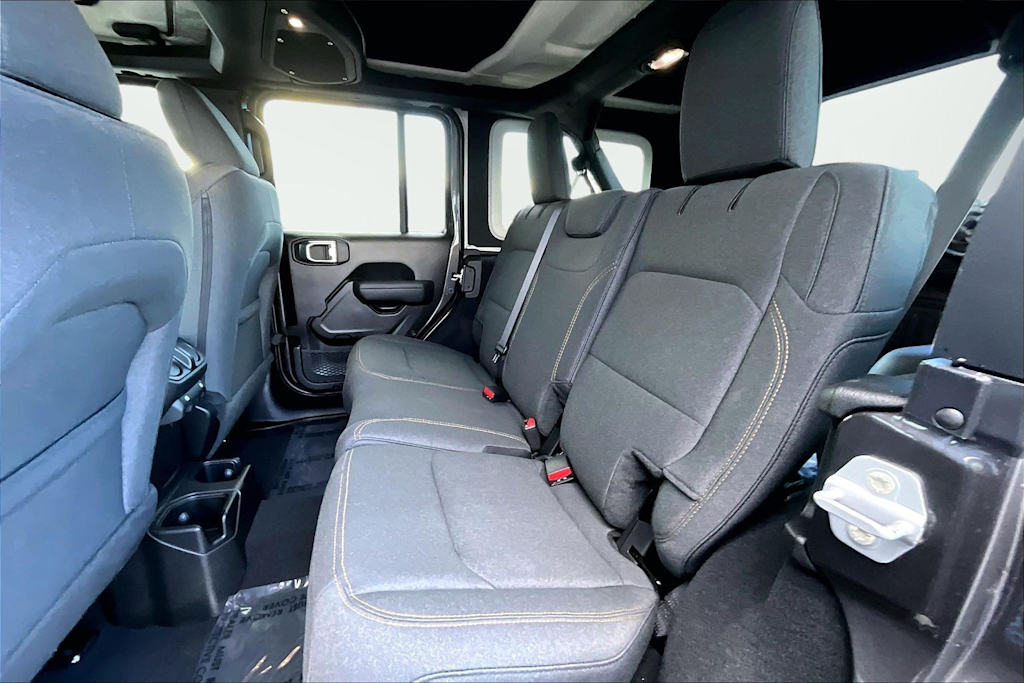 2026 Jeep Wrangler 4-Door Willys - Photo 21