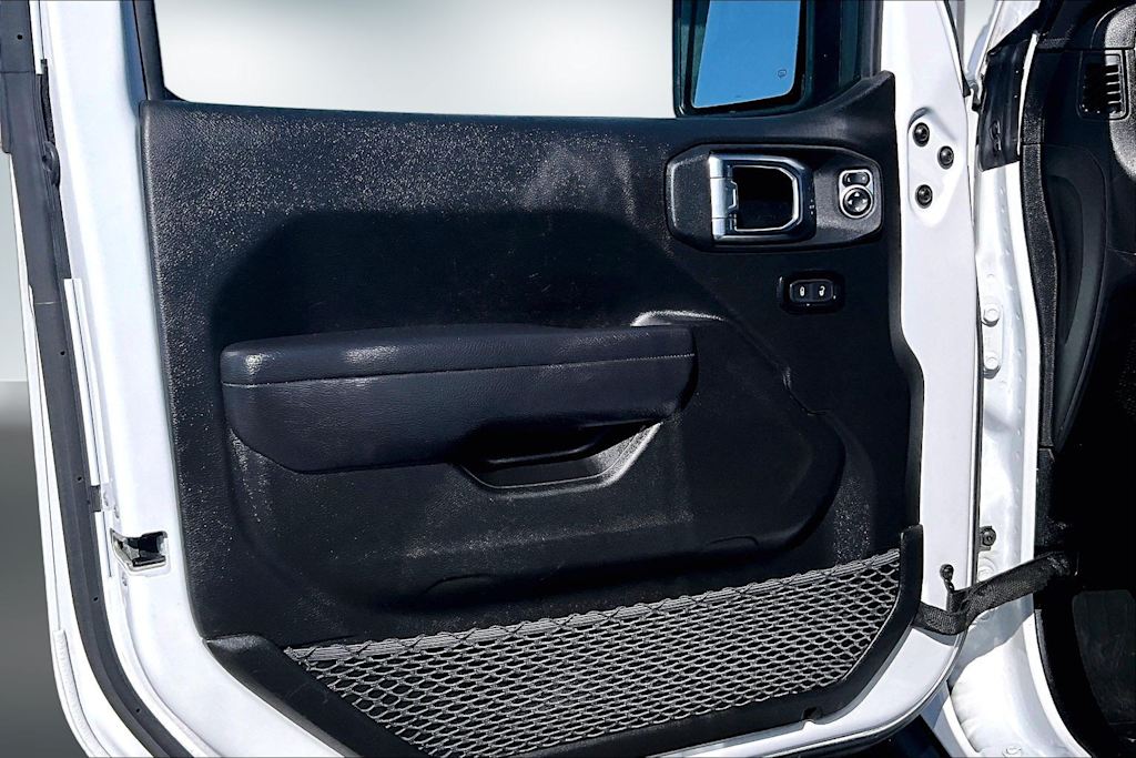 Thumbnail: 2025 Jeep Wrangler - 28