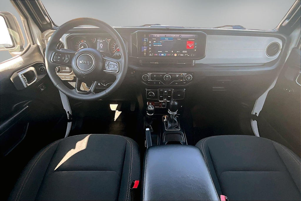 Thumbnail: 2025 Jeep Wrangler - 9