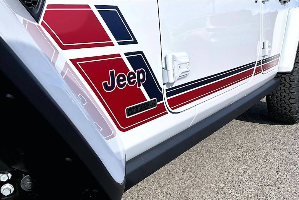 Thumbnail: 2026 Jeep Wrangler - 16
