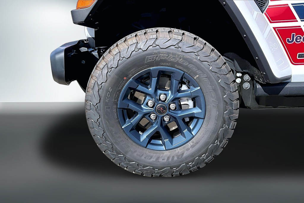Thumbnail: 2026 Jeep Wrangler - 6