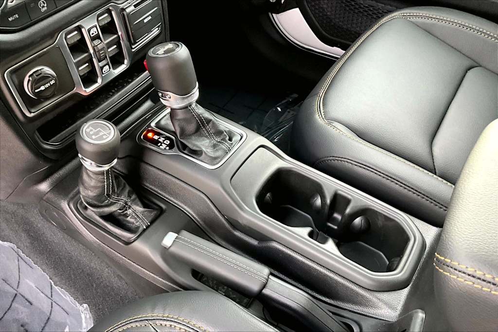 Thumbnail: 2026 Jeep Wrangler - 16