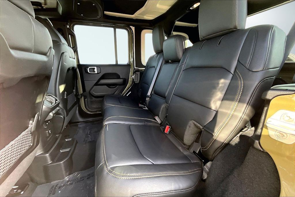 2026 Jeep Wrangler 4-Door Sahara - Photo 20