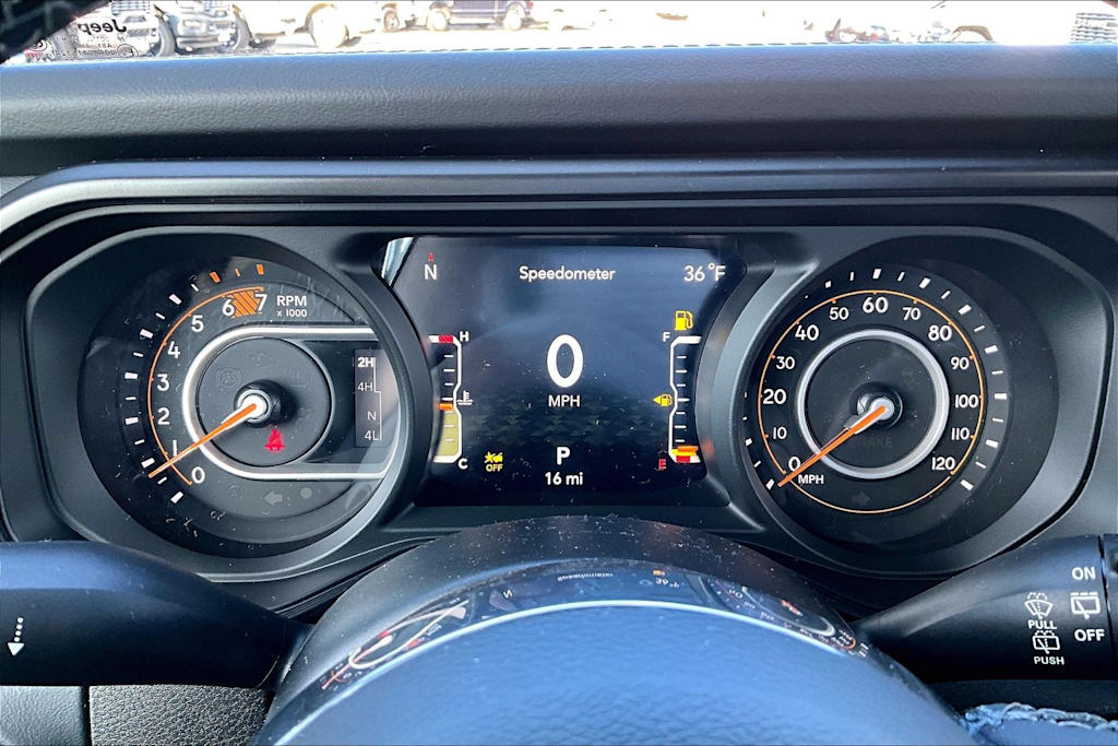 2026 Jeep Wrangler 4-Door Sahara - Photo 16