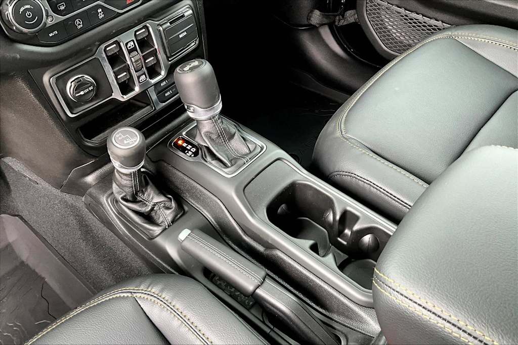 Thumbnail: 2026 Jeep Wrangler - 14