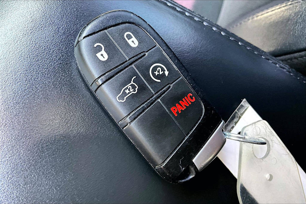 Thumbnail: 2019 Dodge Durango - 20