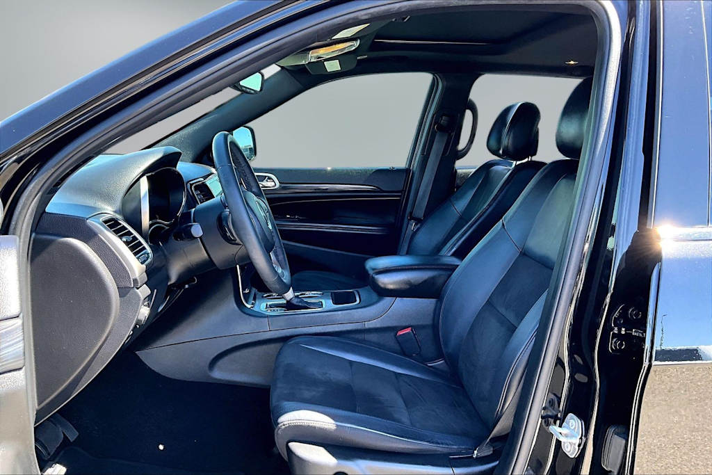 2019 Jeep Grand Cherokee Altitude - Photo 10