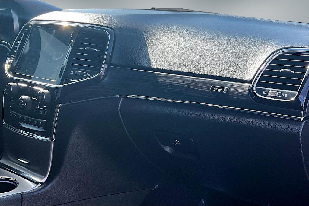 Thumbnail: 2021 Jeep Grand Cherokee - 23