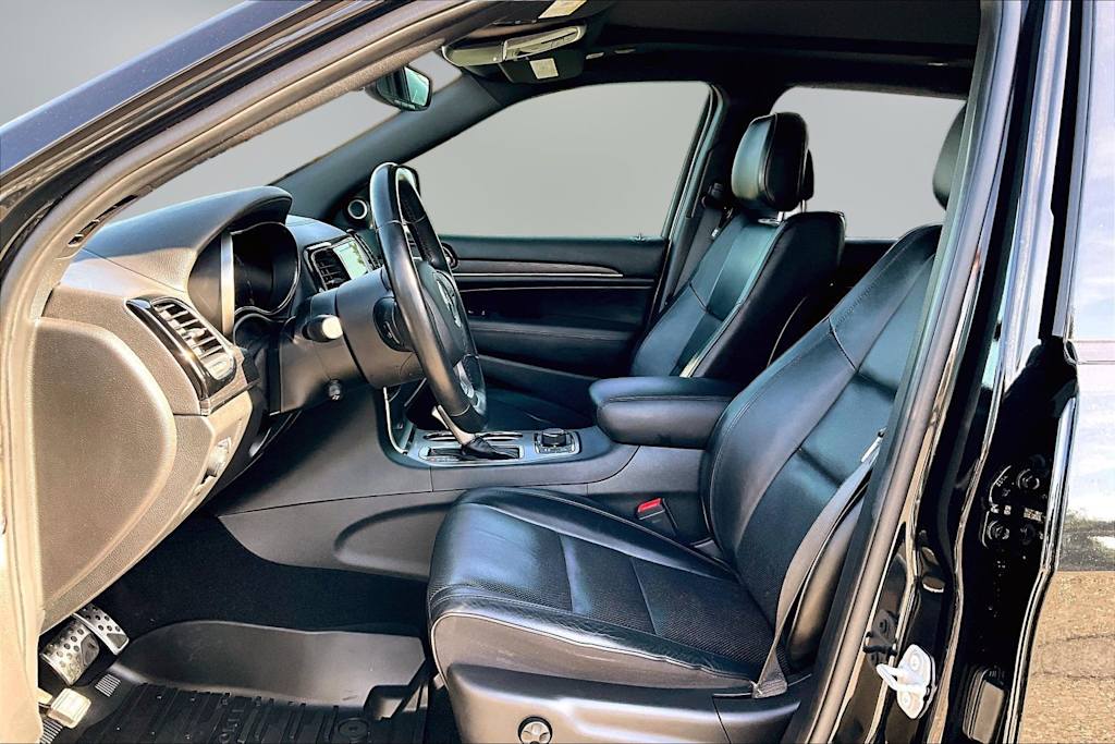 Thumbnail: 2021 Jeep Grand Cherokee - 10