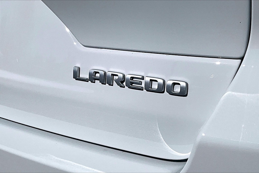 Thumbnail: 2026 Jeep Grand Cherokee - 7