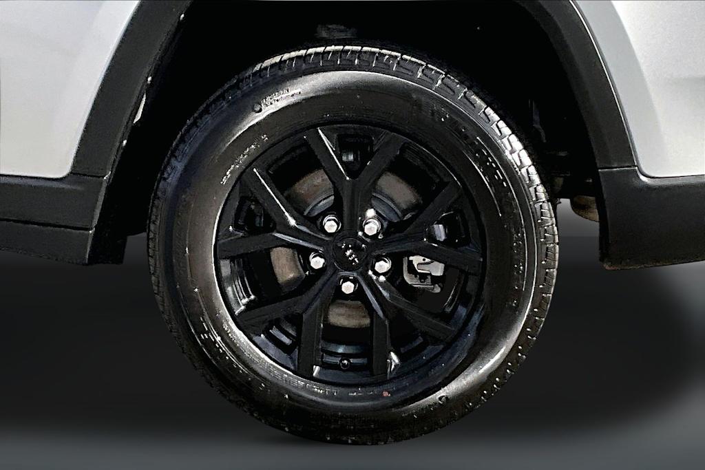 Thumbnail: 2025 Jeep Grand Cherokee - 33