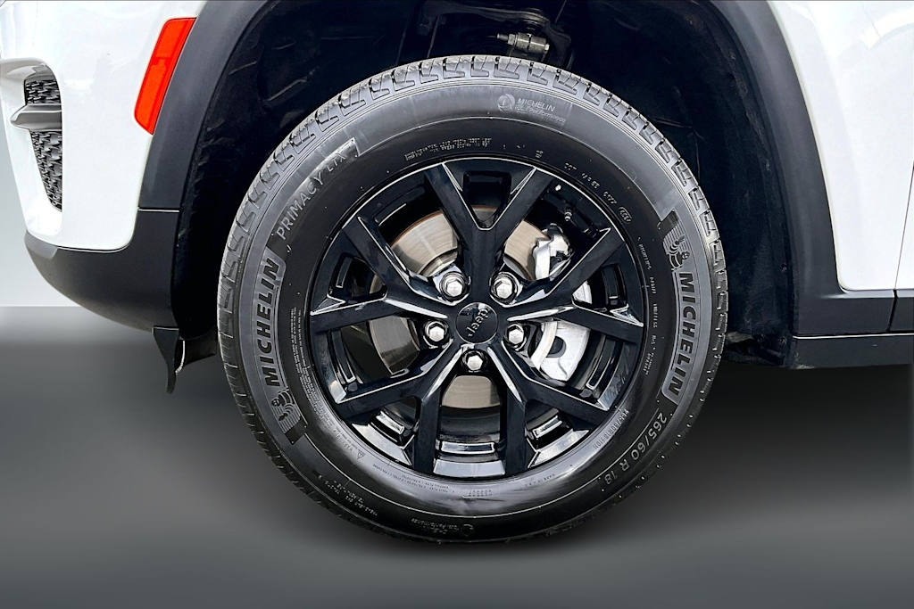 Thumbnail: 2024 Jeep Grand Cherokee - 8