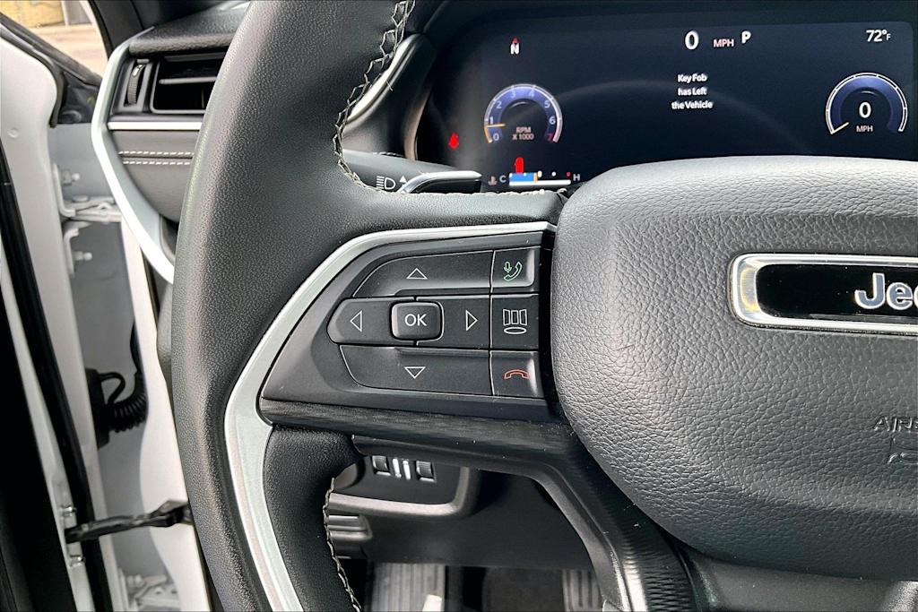 Thumbnail: 2024 Jeep Grand Cherokee - 25