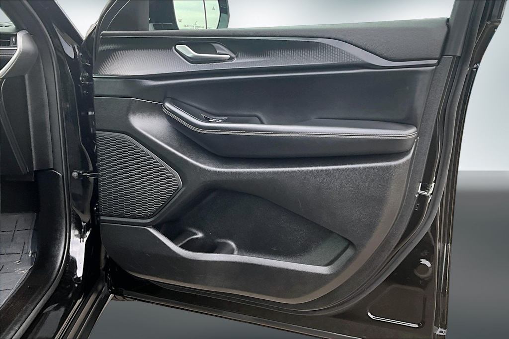 Thumbnail: 2025 Jeep Grand Cherokee - 28