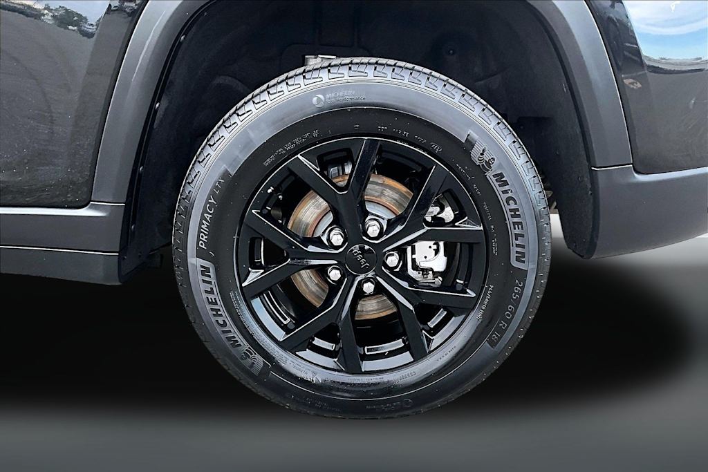 Thumbnail: 2025 Jeep Grand Cherokee - 36