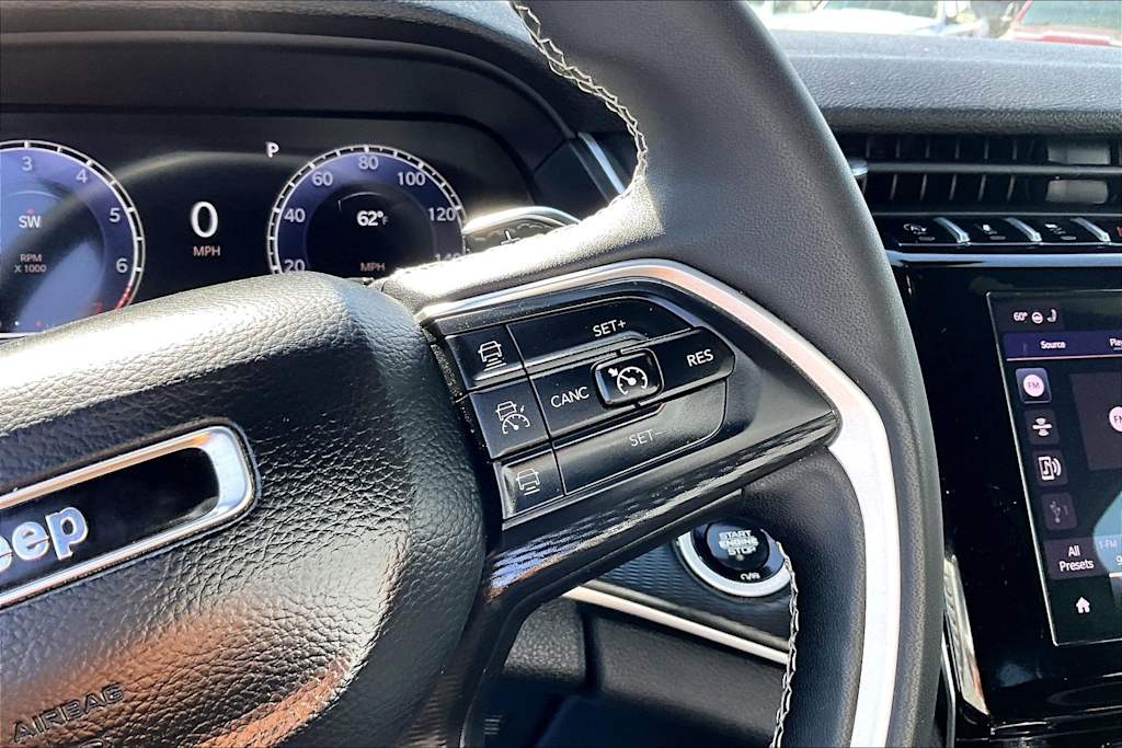 Thumbnail: 2025 Jeep Grand Cherokee - 26