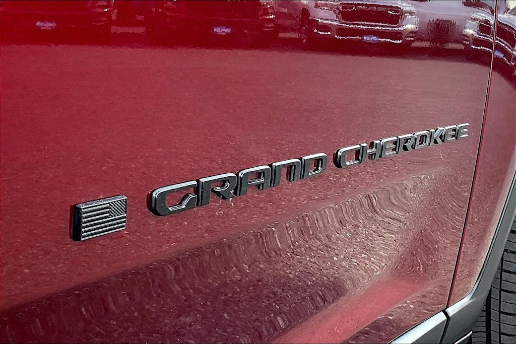 Thumbnail: 2025 Jeep Grand Cherokee - 7