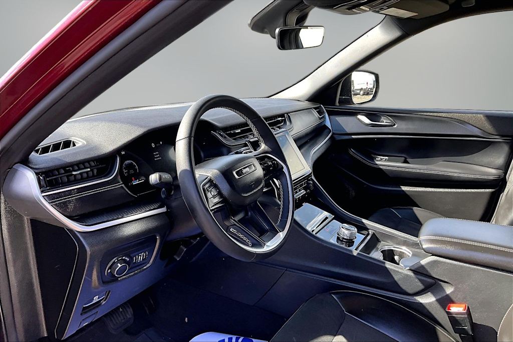 Thumbnail: 2025 Jeep Grand Cherokee - 2