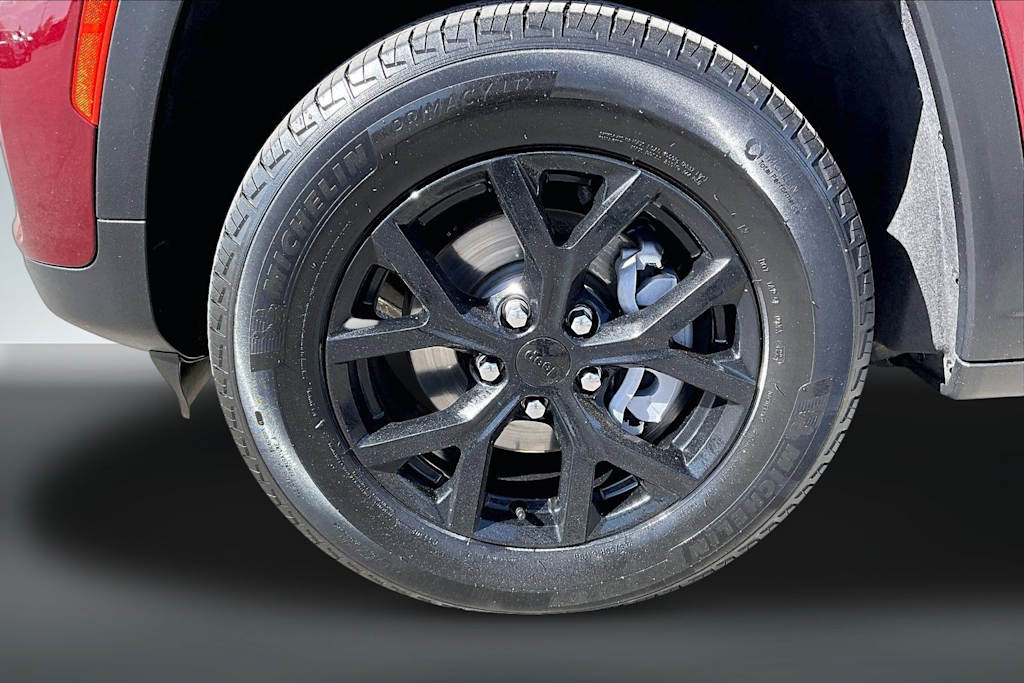 Thumbnail: 2025 Jeep Grand Cherokee - 8
