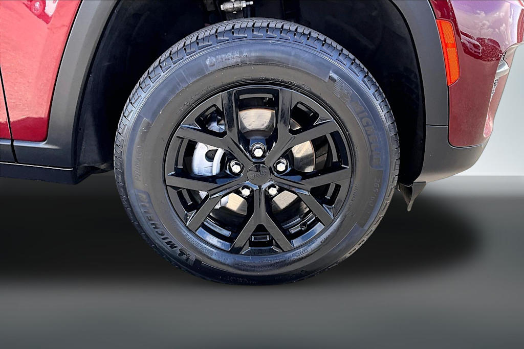 Thumbnail: 2025 Jeep Grand Cherokee - 35